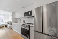 95 Anderson Street Mixed-Use Complex